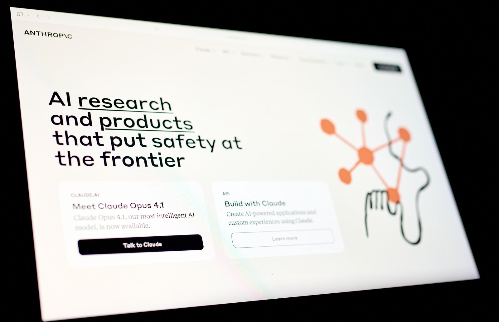 Anthropic é designada como 'risco à cadeia de fornecimento' e perde contratos com os EUA