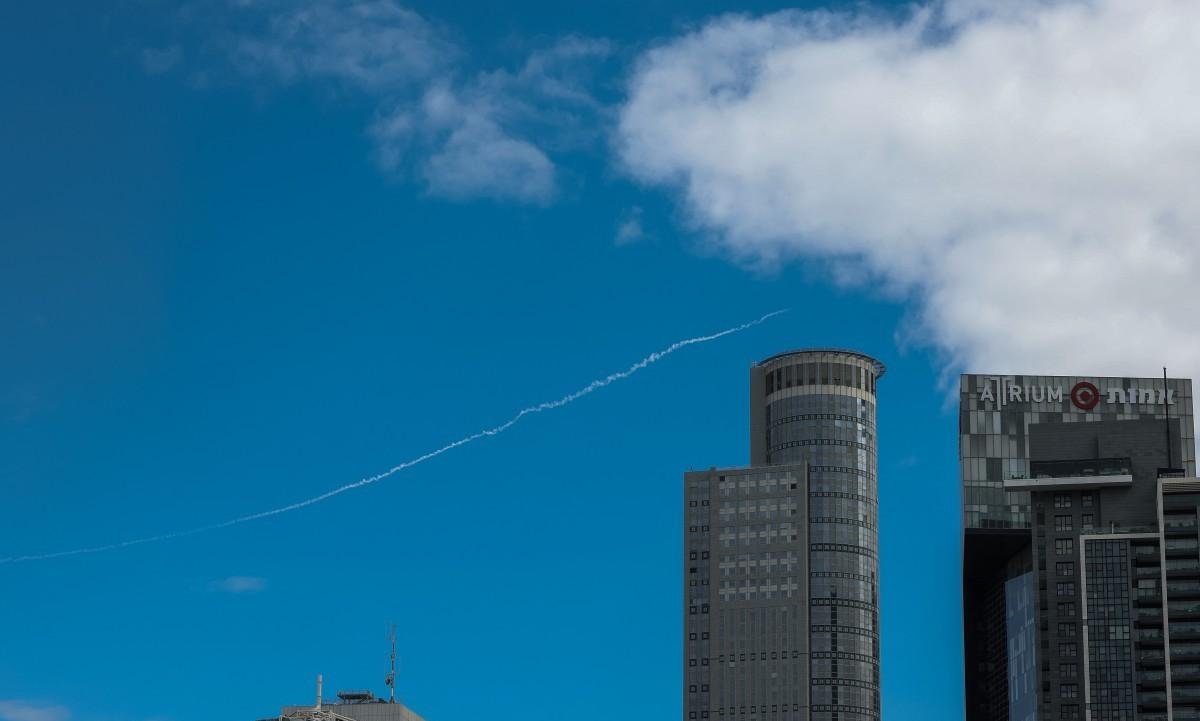 Irã diz que forças armadas estão 'totalmente preparadas' e promete fazer agressores 'se arrependerem' após ataques