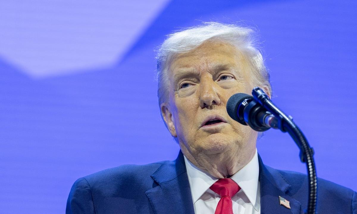 Trump diz acreditar que Ali Khamenei morreu em ataque ao Irã