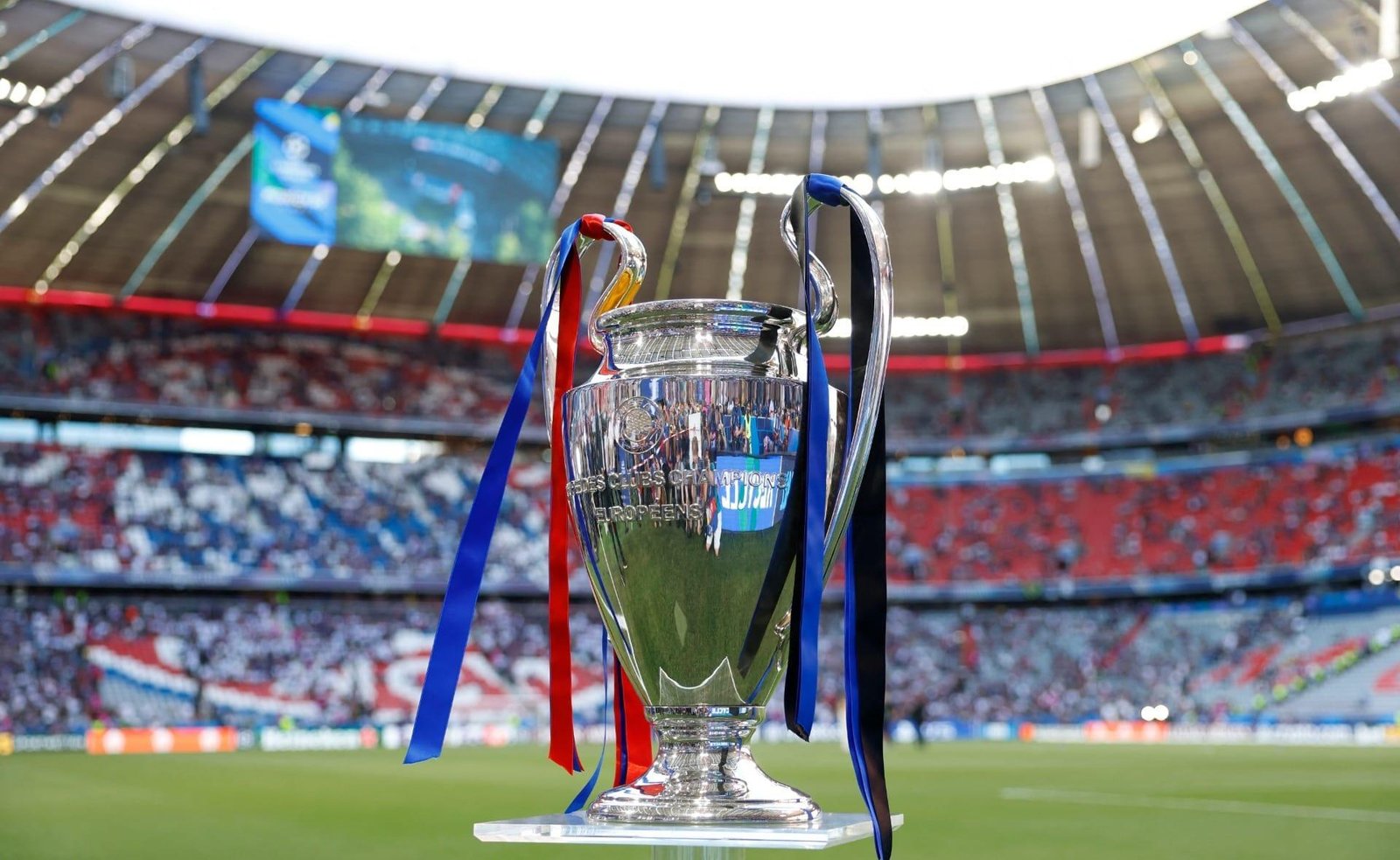 Real Madrid e Manchester City vão se enfrentar nas oitavas da Champions