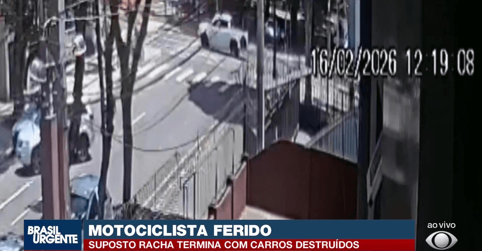 Suposto racha em via rápida de Curitiba deixa dois feridos