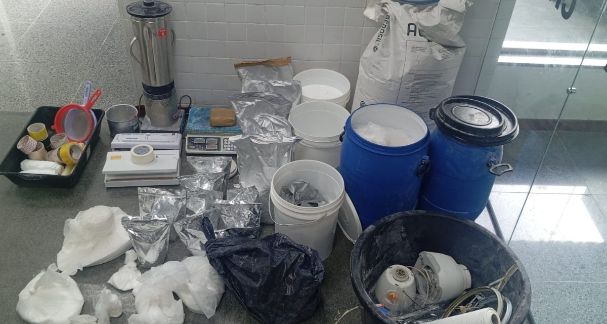 Casal é preso após laboratório de drogas ser desarticulado na Bahia | G1