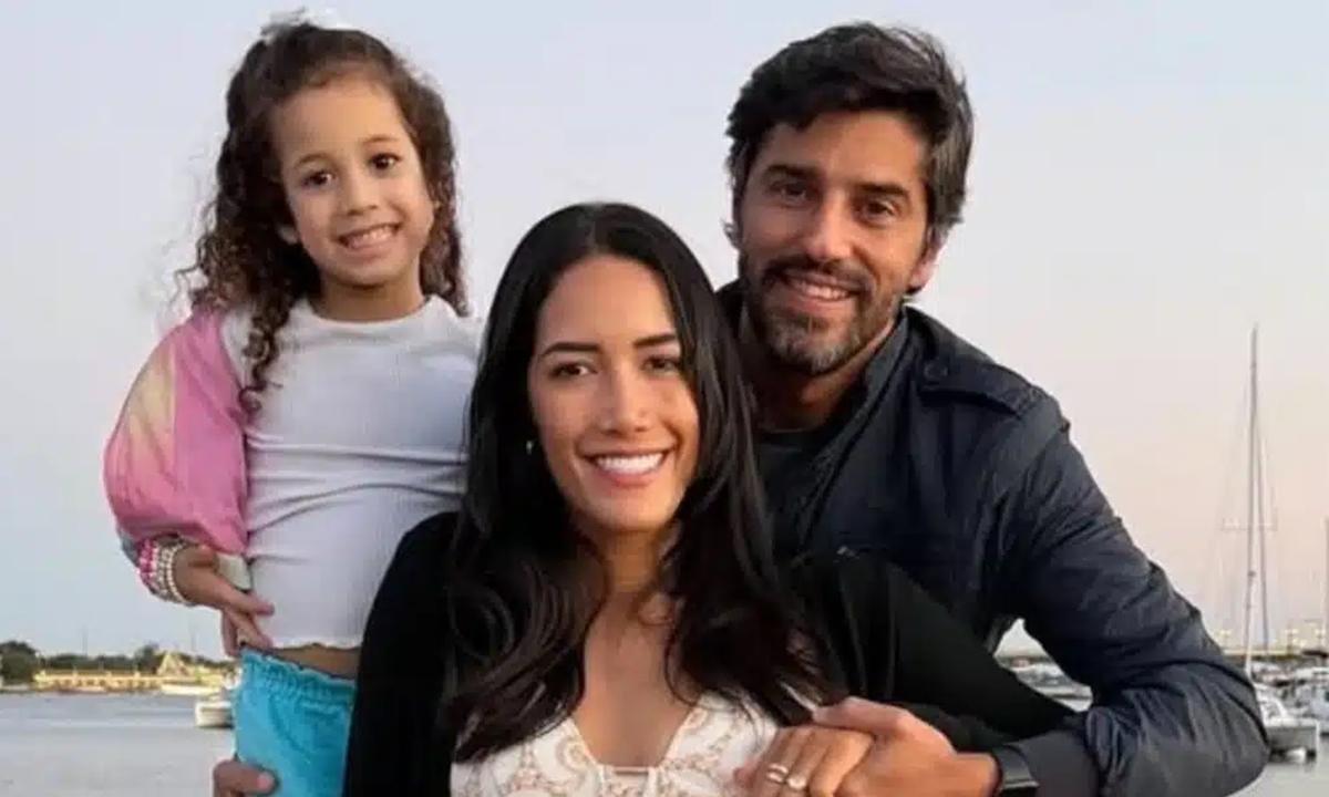 Esposa de Cowboy confirma denúncias de internautas ao ICE: "Em choque"