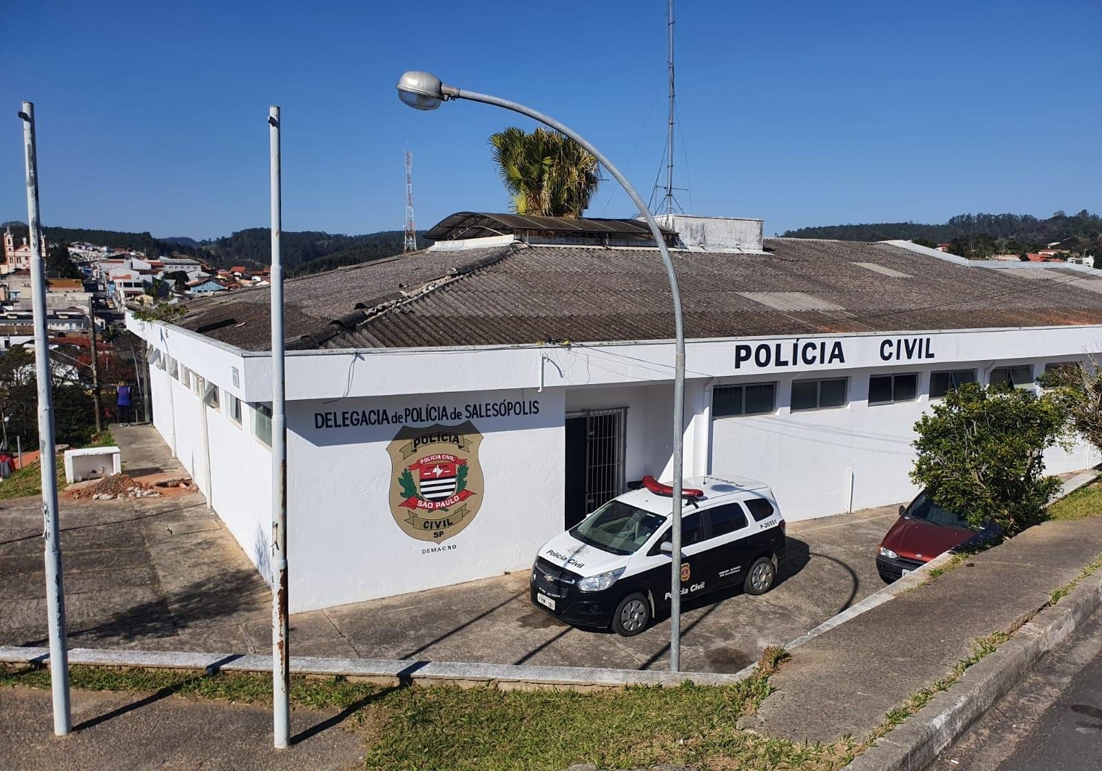 Mulher é presa suspeita de matar marido afogado em córrego | G1