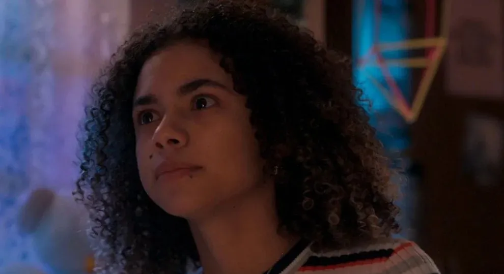 No resumo da novela 'Três Graças', Joélly revela crime para Gerluce, e Rogério faz denúncia contra Ferette