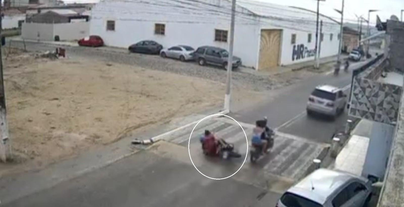 Homem morre após ser baleado e sofrer acidente ao tentar fugir | G1