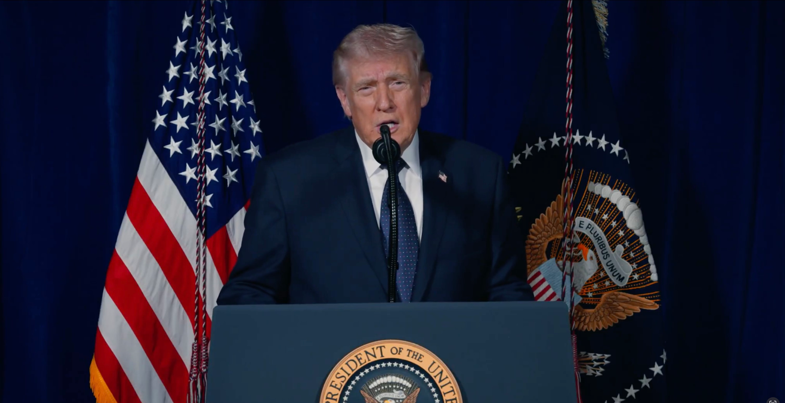 Trump promete vingar morte de militares americanos no Irã e diz que há risco de mais baixas; vídeo