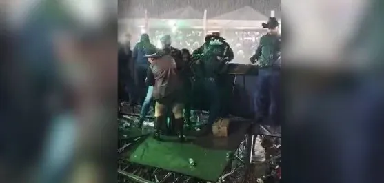 Após chuva, estrutura de camarote desaba em Festa do Peão no interior de SP e deixa 24 feridos