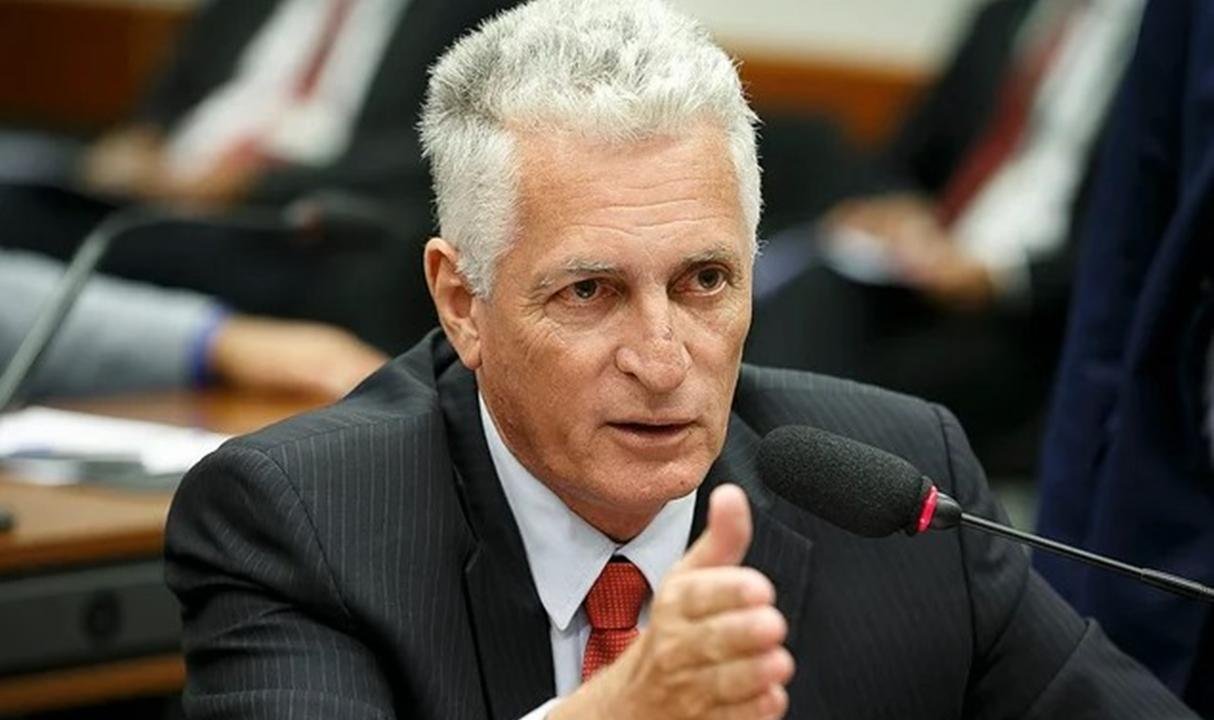 CPMI do INSS: deputado do PT admite soco em colega e pede desculpas