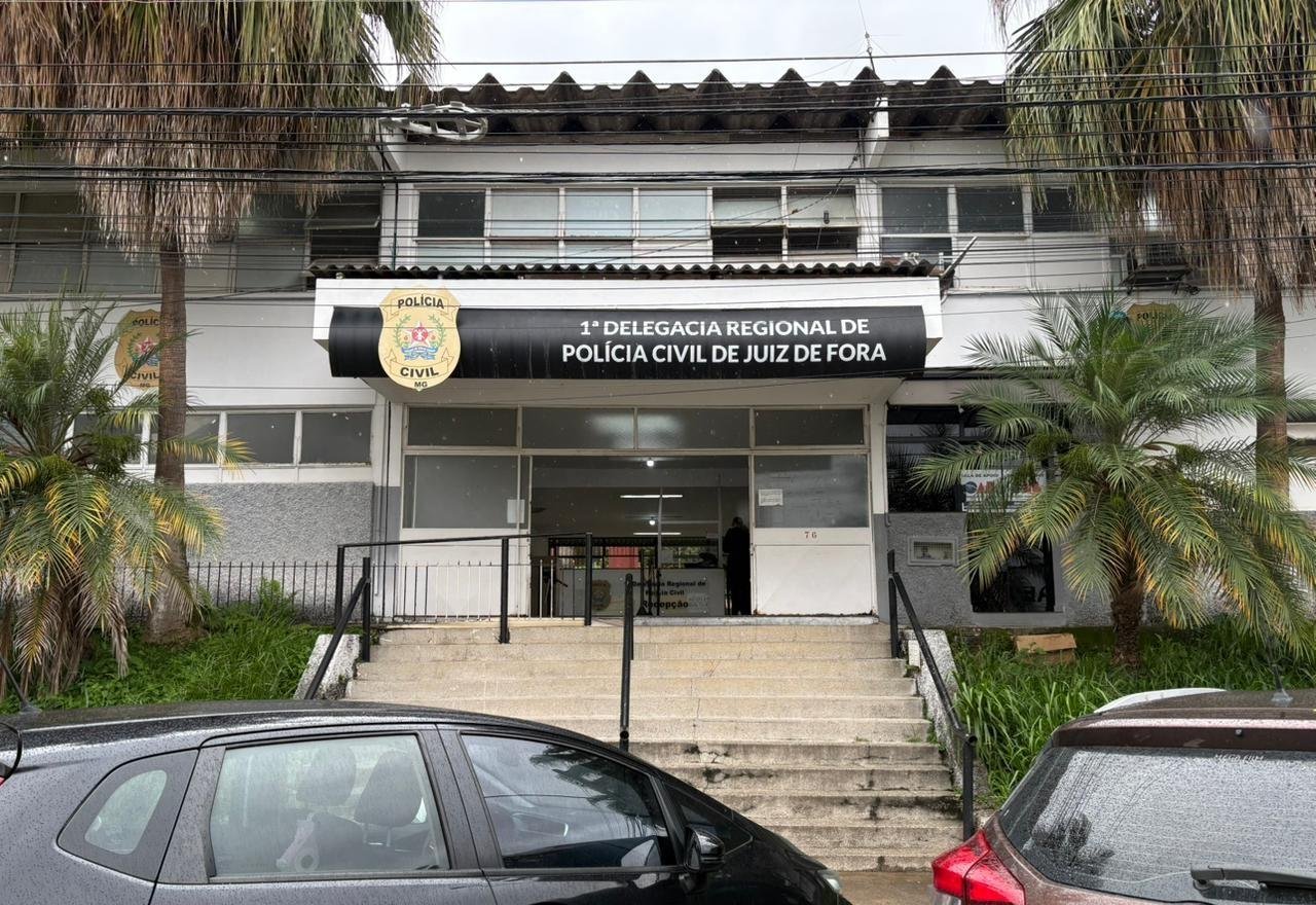 Homem é morto a tiros na varanda de casa em Juiz de Fora | G1