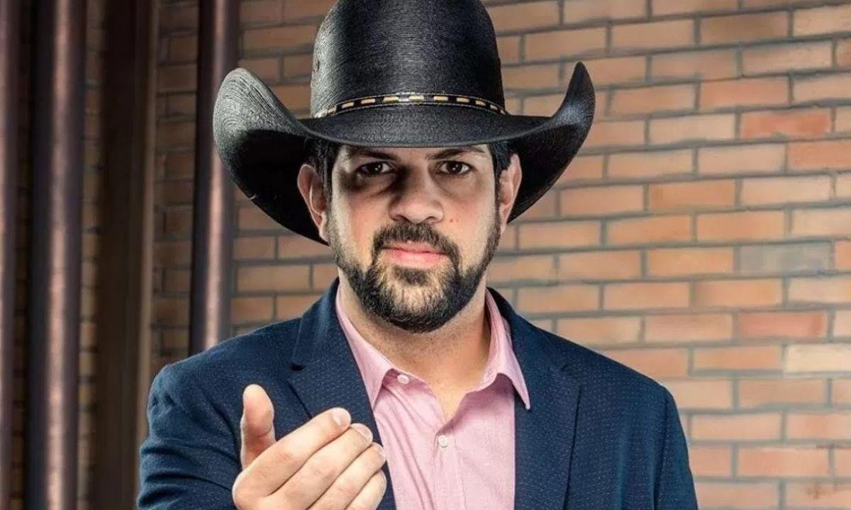 Cantor sertanejo Sorocaba escapa de bombardeio em aeroporto de Dubai