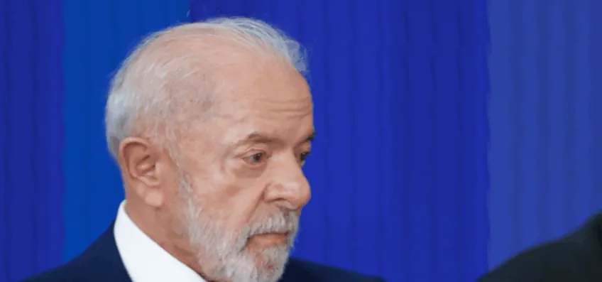 Lula é rejeitado por 51% e Flávio, por 43% em SP, diz Datafolha