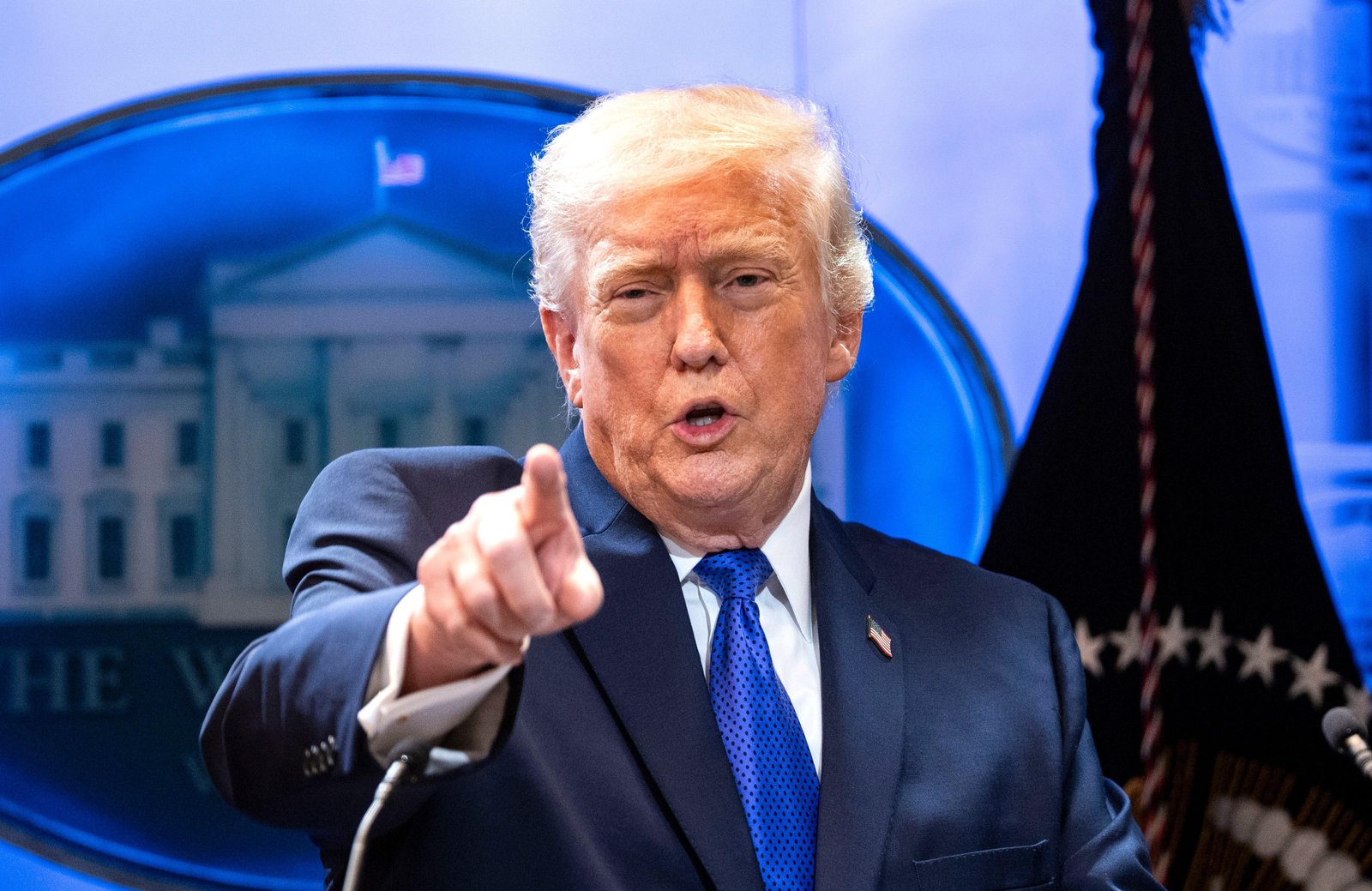 Trump proíbe agências federais dos EUA de usarem ferramentas da Anthropic