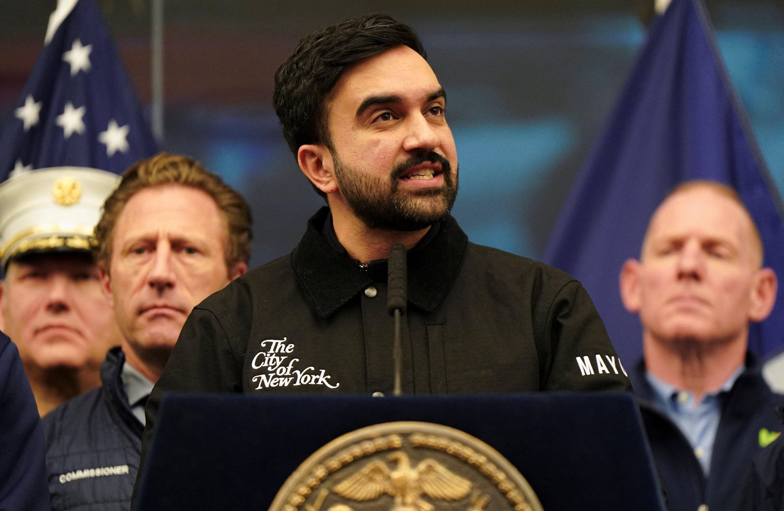 Fotos de prefeito de Nova York ao lado de Epstein foram feitas com IA | G1