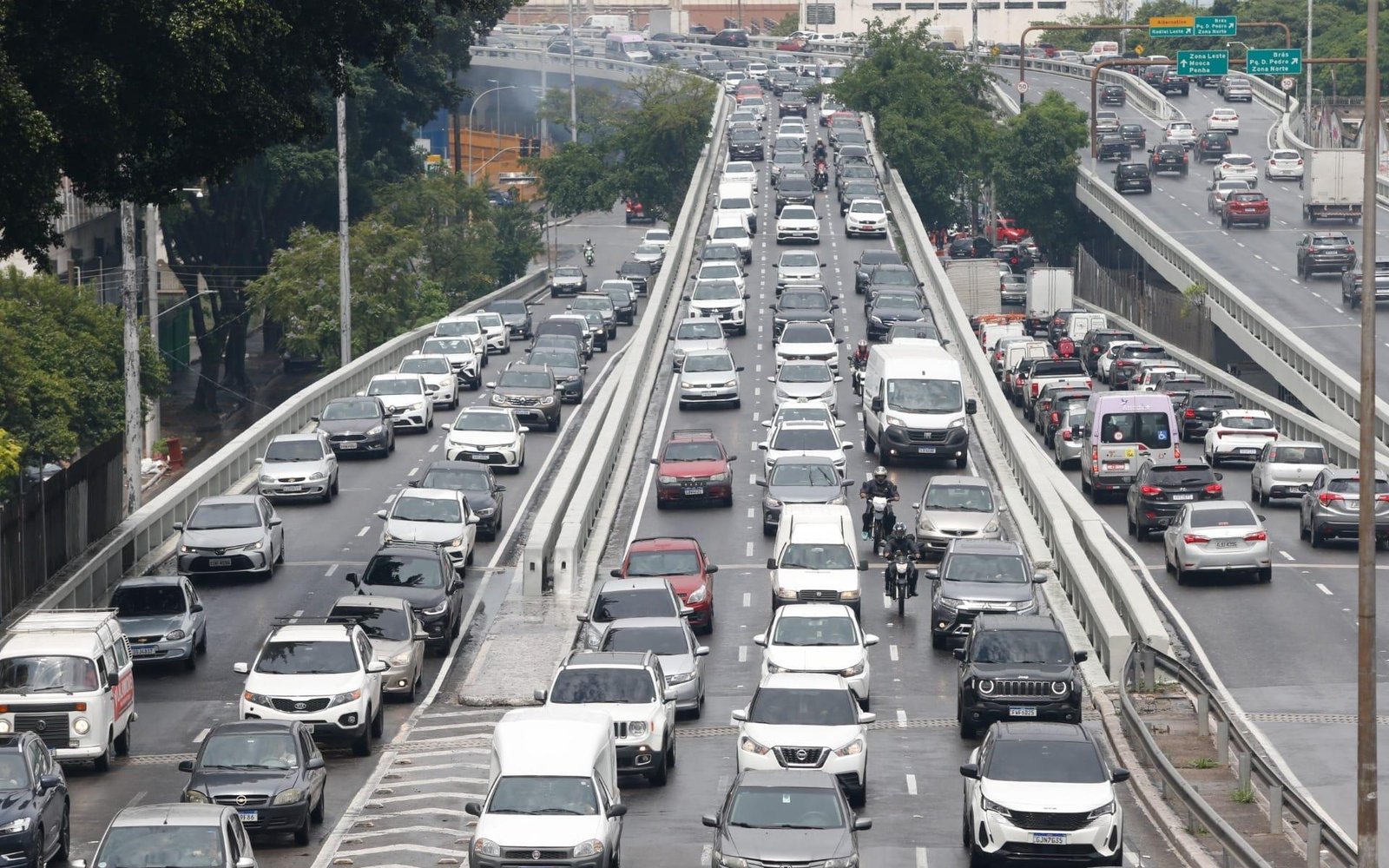 CET retoma rodízio após suspensão causada por greve de ônibus em SP