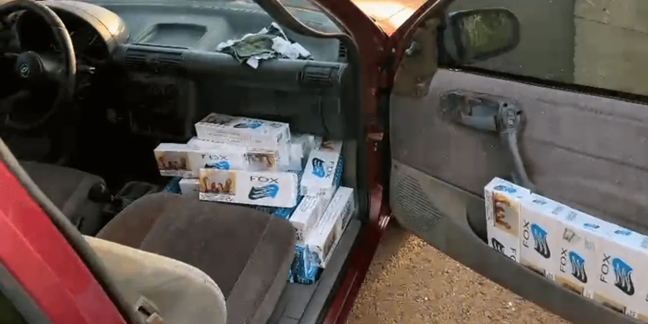 PRF apreende 5,5 mil maços de cigarro na BR-163 em Cascavel