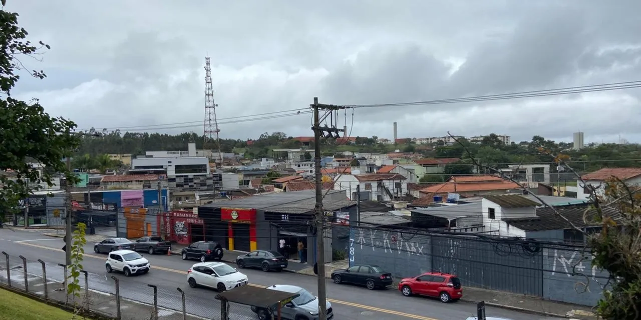 Inmet emite alerta de vendaval com ventos de até 100 km/h para o Alto Tietê