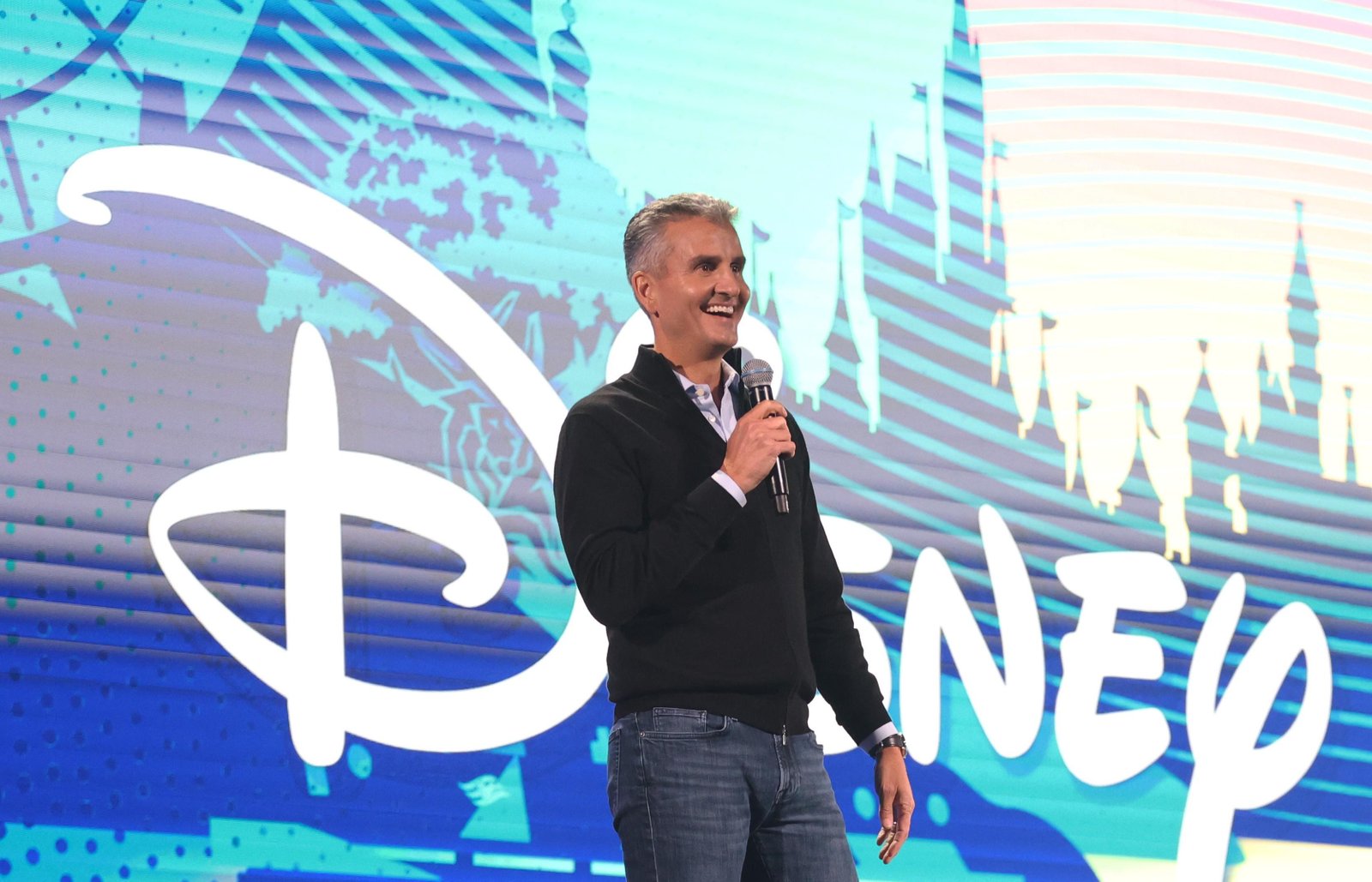 Saiba quem é Josh D'Amaro, o executivo escolhido como novo CEO da Disney
