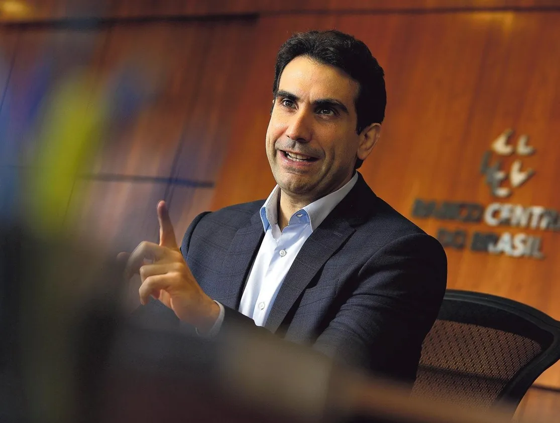 Galípolo vê Brasil em posição melhor ante impacto de guerra, mas teme efeito duradouro sobre preços