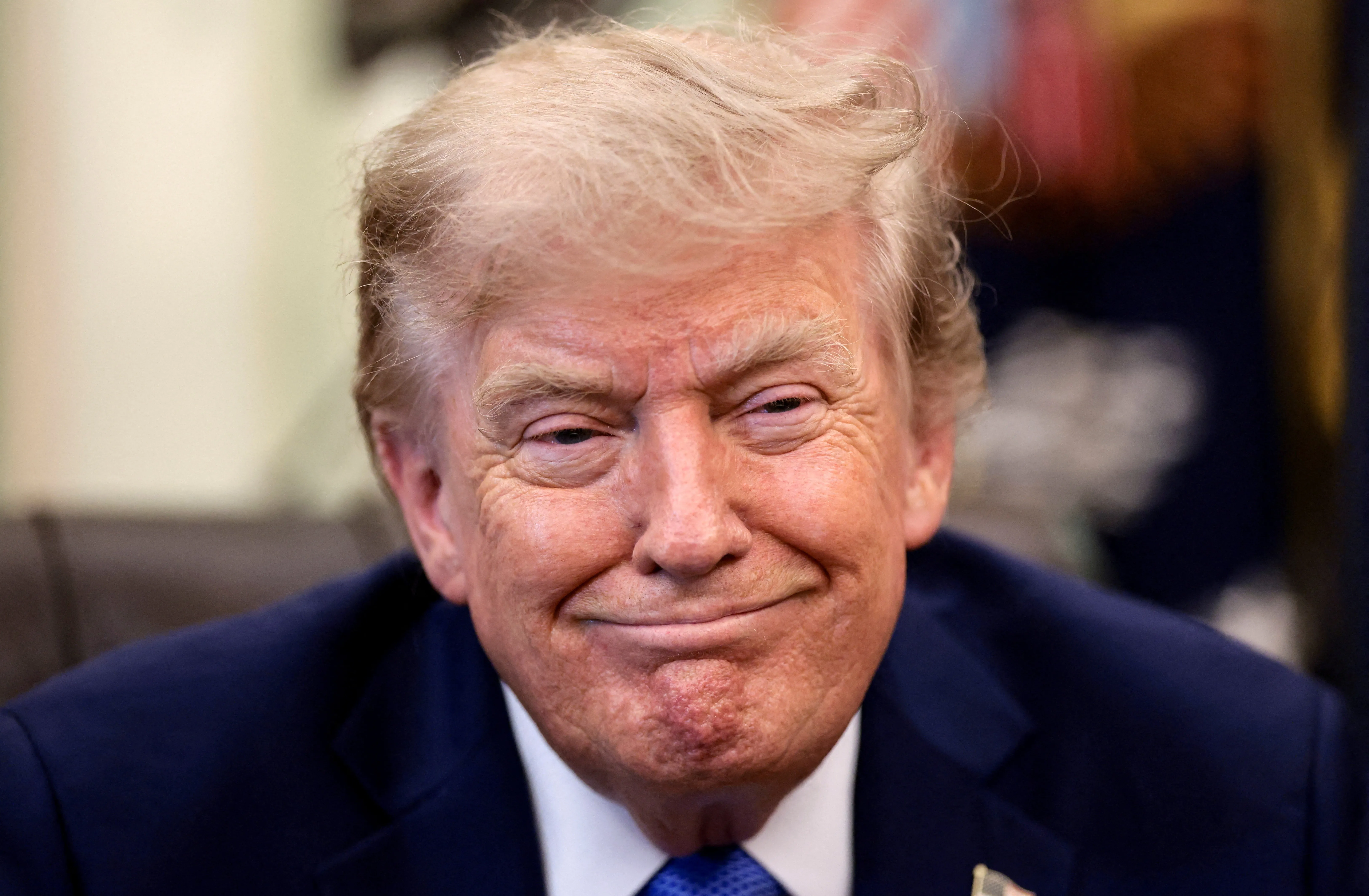 Suprema Corte dos EUA dá vitória a Trump em disputa sobre voto pelo correio