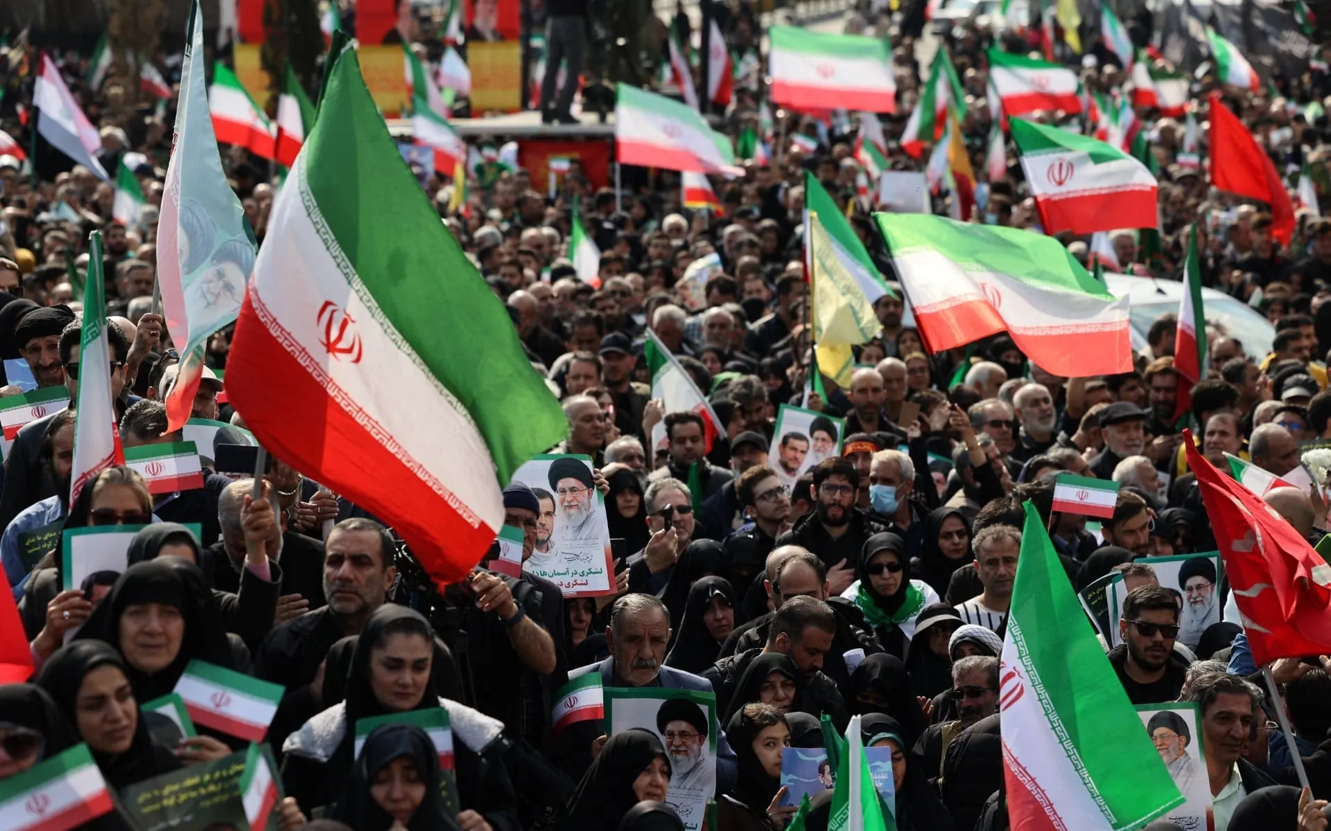 Casa Branca negocia adiamento de ultimato de Donald Trump ao Irã