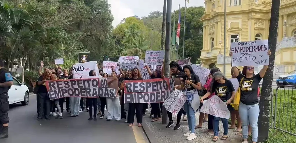 Em meio a exonerações e suspeita de desvio de R$ 4,5 milhões, Programa Empoderadas contesta irregularidades