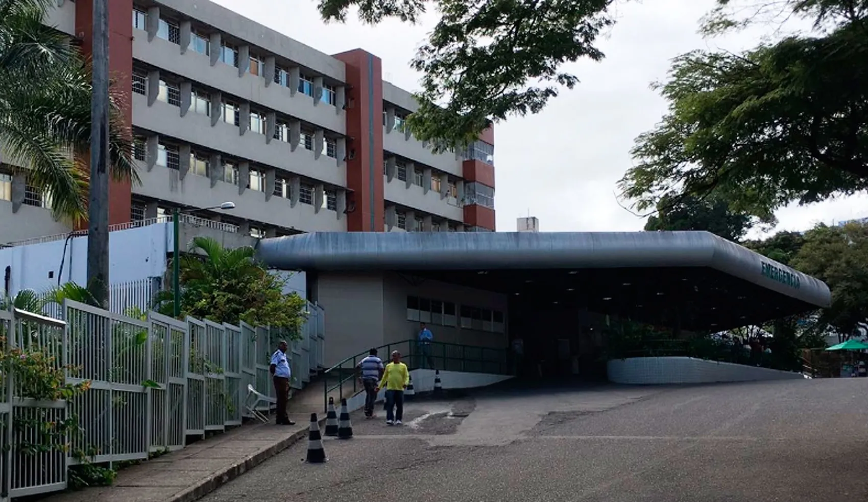 Adolescente de 17 anos é baleada no rosto na Bahia; amigo é suspeito | G1