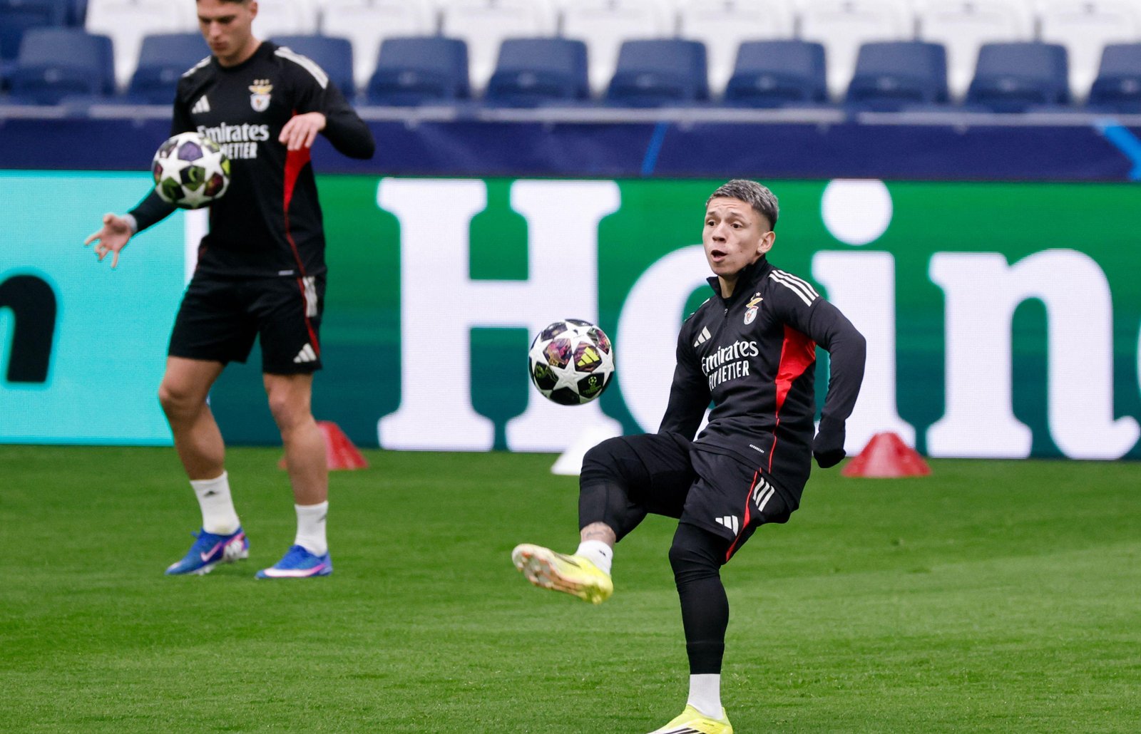 Prestianni teria admitido a elenco que chamou Vini Jr. de 'mono', diz jornal; Benfica nega existência de insulto racista