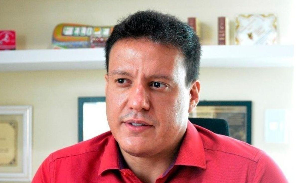 Aliado de Dino, vice do Maranhão chama dirigente do PT de "vagabundo"