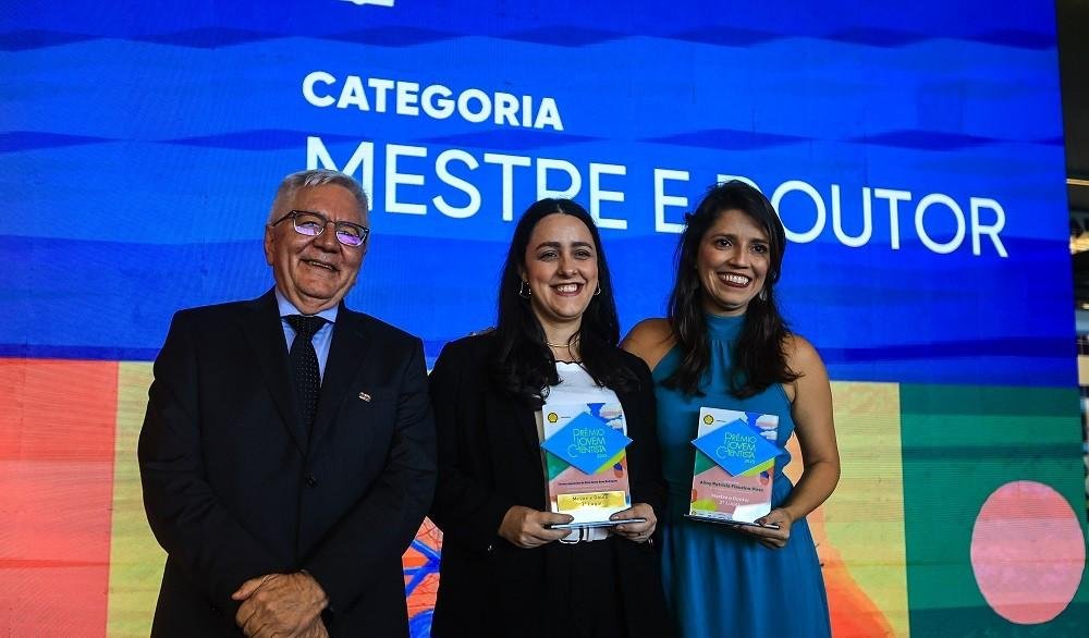 Meta de 3º lugar no Jovem Cientista na categoria Mestre e Doutor é ajudar a orientar políticas públicas
