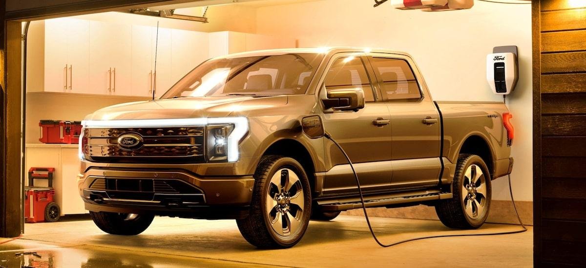 The Economist: Estratégia de abandonar carros elétricos pode ser perigoso para montadoras ocidentais