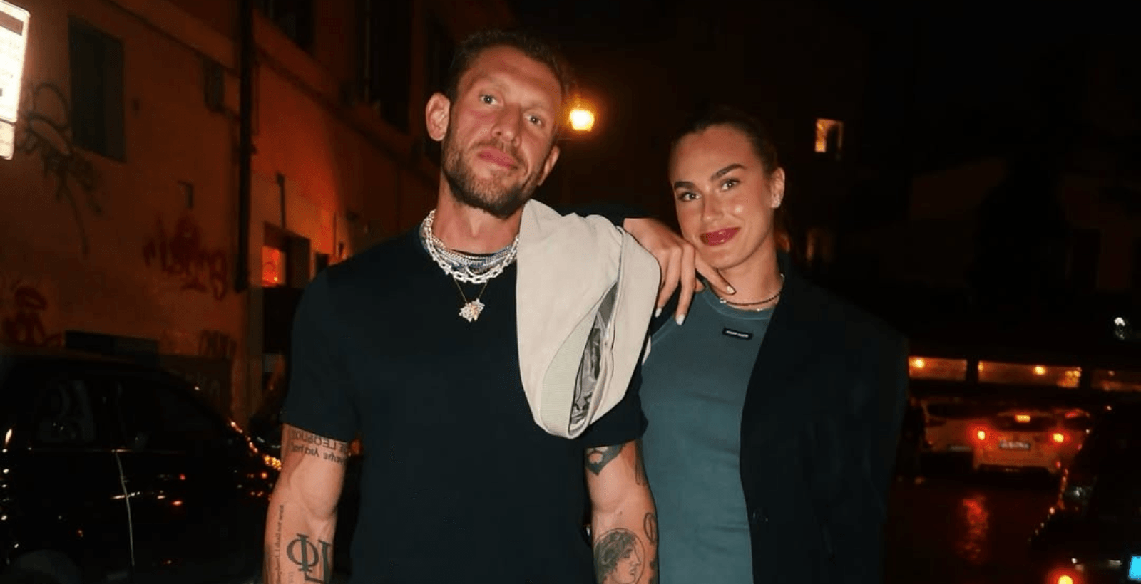 Sabalenka, tenista número 1 do mundo, anuncia noivado com brasileiro