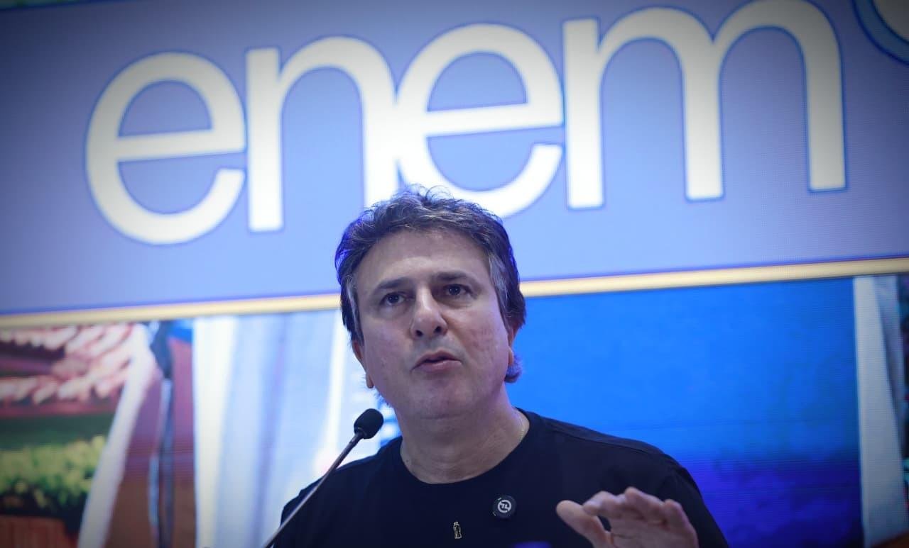 Camilo Santana anuncia saída do governo em abril para 'ajudar reeleição de Elmano' no Ceará