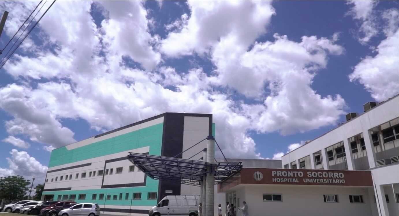 Criança que engasgou com pão de queijo em colégio de Londrina ficou internada por 5 dias antes de morrer | G1