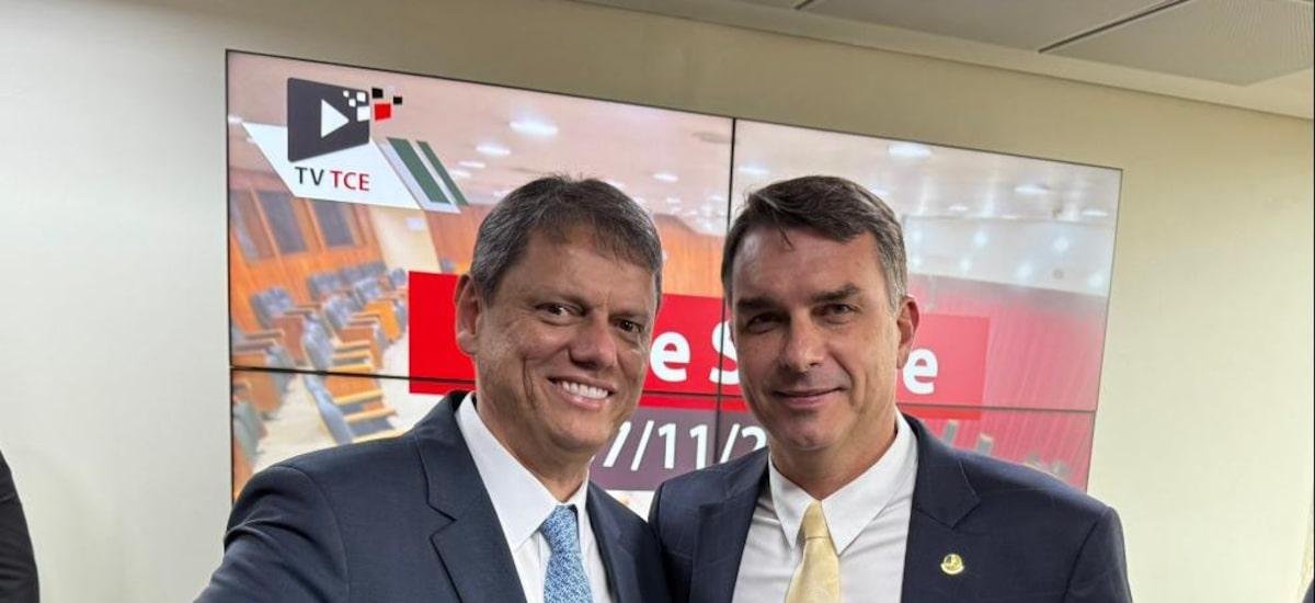 Tarcísio e Flávio tomam café da manhã em São Paulo em ‘gesto público’ de alinhamento político