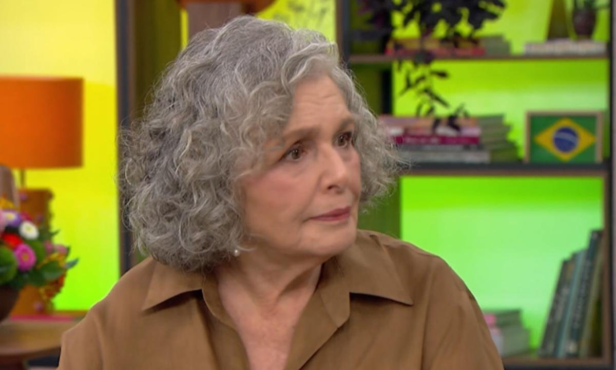 Atriz se emociona ao lembrar atitudes com filho viciado em drogas